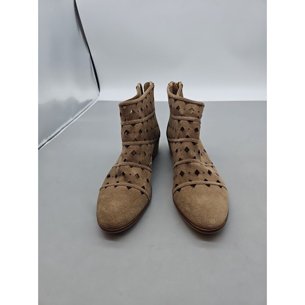 Michael Kors Boots Womens 6 Uma Flat Bootie Short Ankle Suede Desert‎ Laser Cut